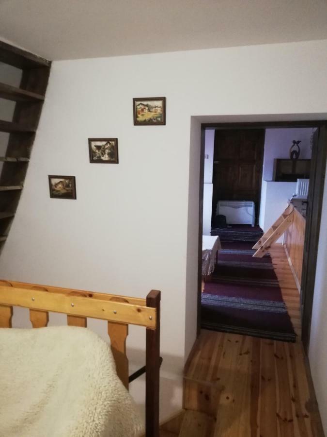 Къща За Гости Чичарите Gabrovo Buitenkant foto