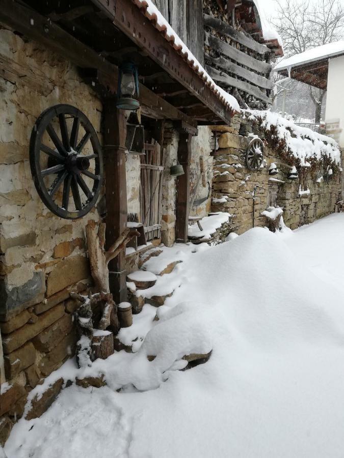 Къща За Гости Чичарите Gabrovo Buitenkant foto